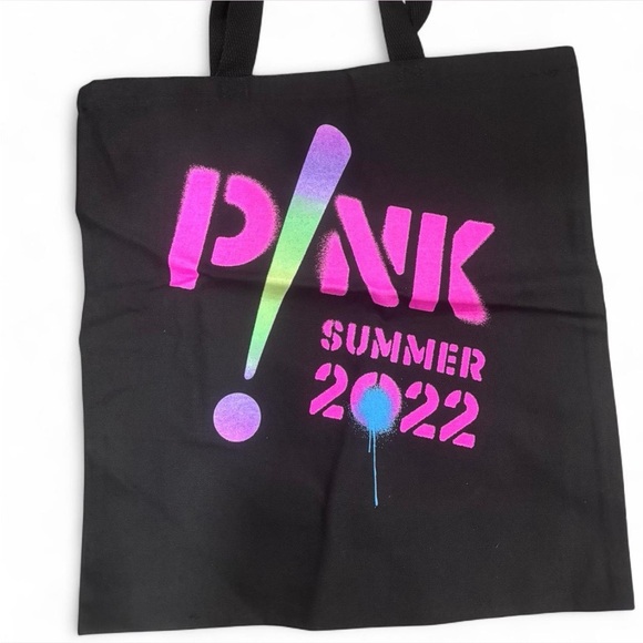PINK Summer 2022 Black Reusable Shopping Tote Bag Souvenir Concert Tour - Picture 1 of 2